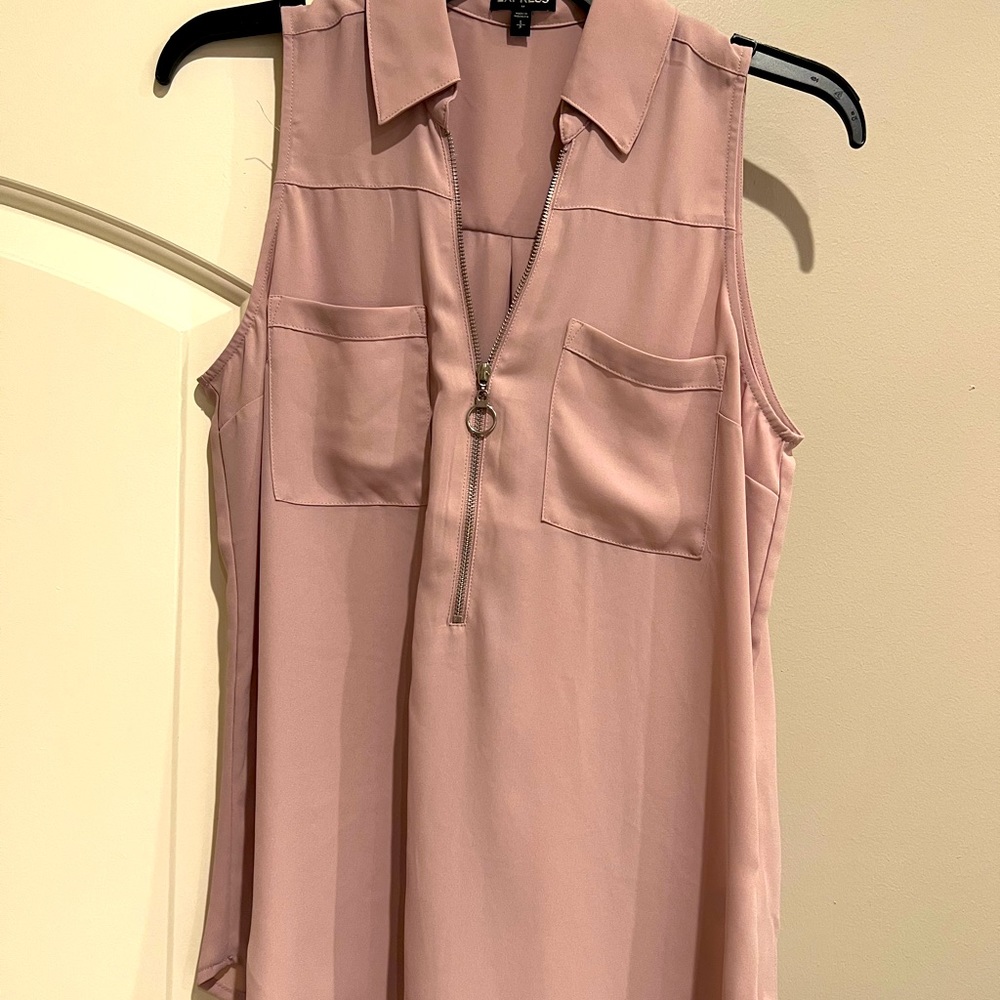 Express Women’s dressy tank